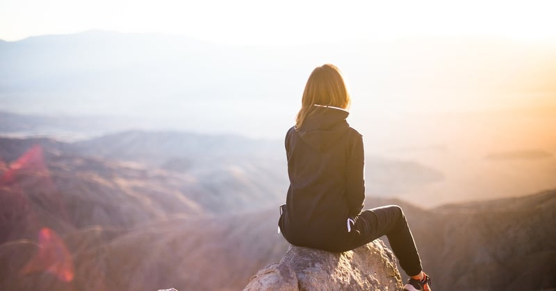 Comment voyager seule quand on est une femme : astuces et vécus